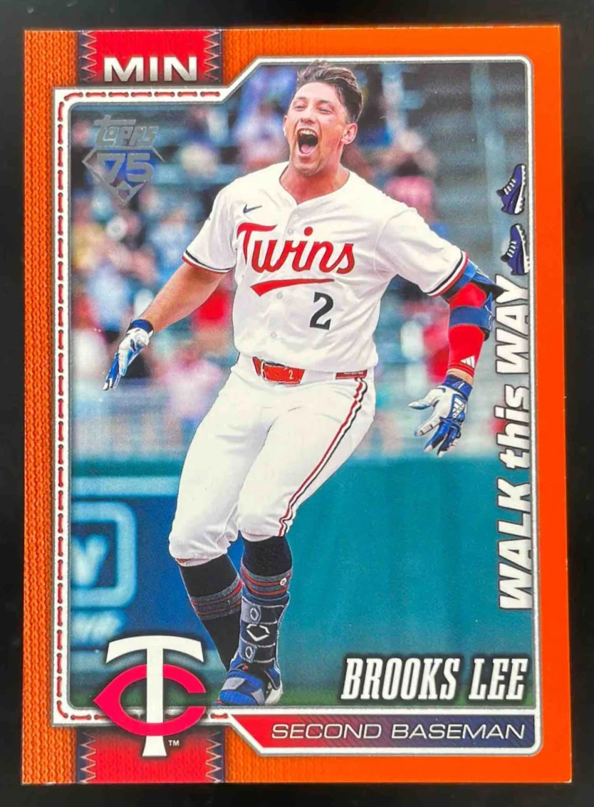 2026 Topps Walk This Way Orange #85 Brooks Lee /25