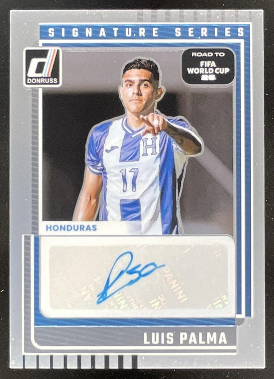 2025-26 Donruss Road to FIFA World Cup 26' Signature Series #10 Luis Palma Auto