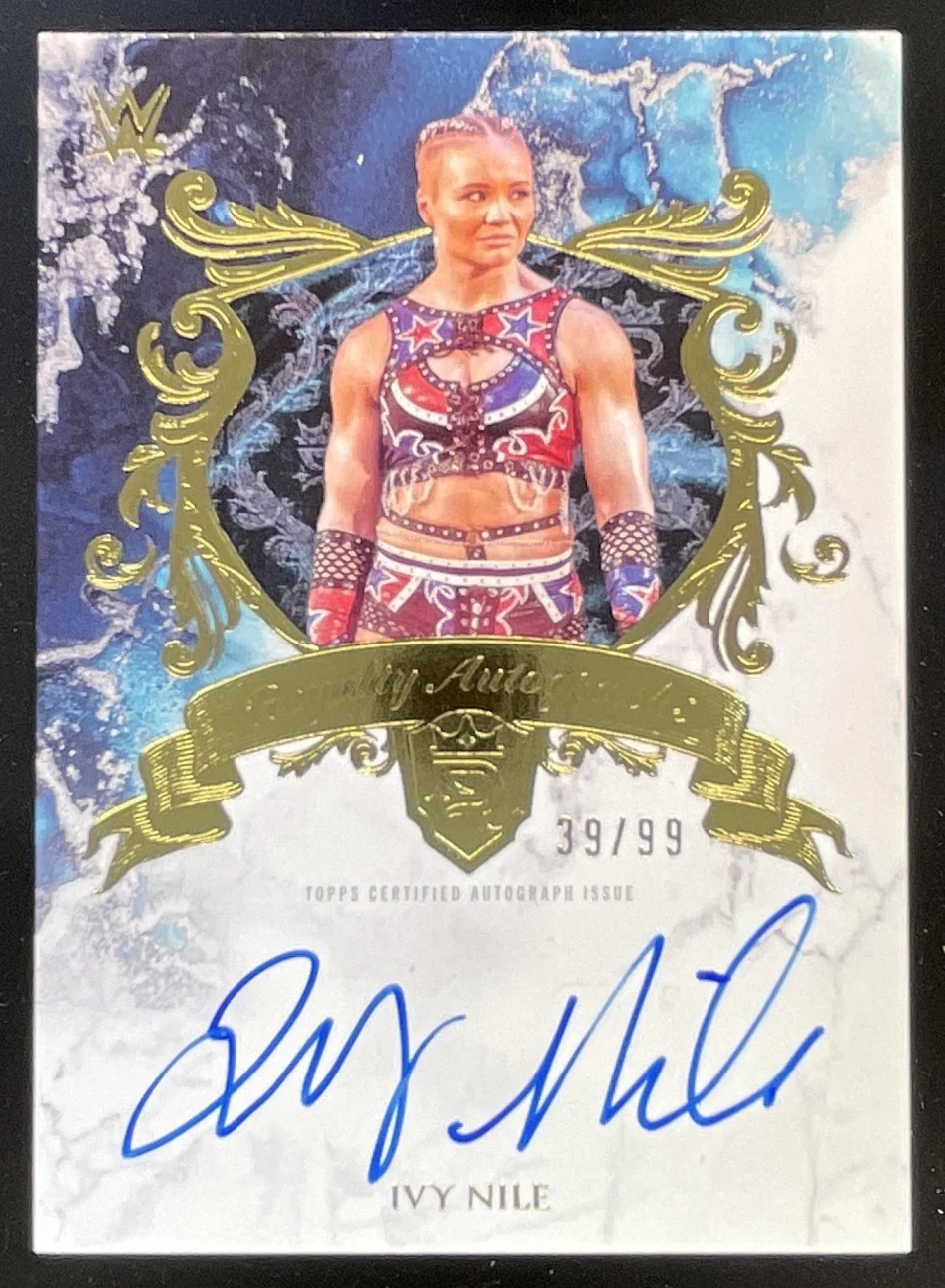 2025 Topps Royalty WWE Royalty Autographs #RAU-INI Ivy Nile Auto /99